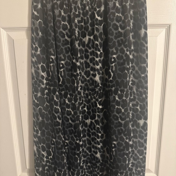 Maxi Leopard Skirt - Picture 2 of 5